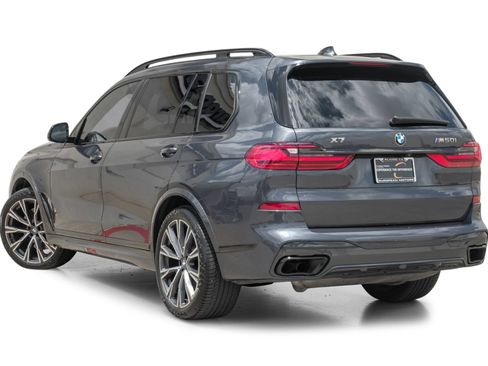 Used 2021 BMW X7 M50i w/ Dynamic Handling Package AWD/4WD image 10