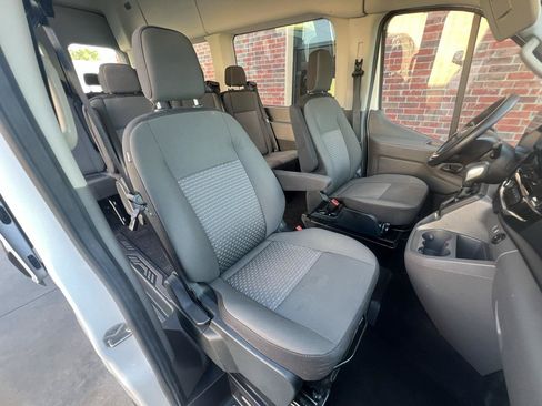 Used 2023 Ford Transit 350 XLT RWD image 41