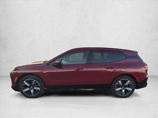 Used 2024 BMW iX xDrive50 w/ Sport Package AWD/4WD image 8