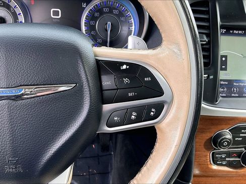 Used 2019 Chrysler 300 C w/ Safetytec Plus Group image 19