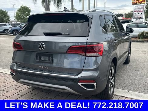Certified 2023 Volkswagen Taos SE w/ Panoramic Sunroof Package FWD image 6