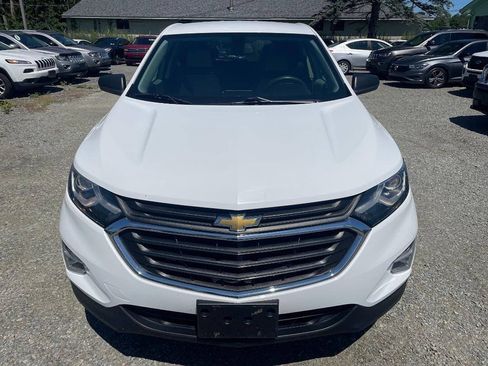Used 2018 Chevrolet Equinox LS AWD/4WD image 2