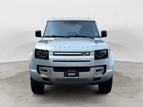 Certified 2022 Land Rover Defender 110 XS Edition AWD/4WD image 8