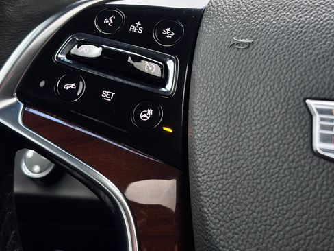 Used 2019 Cadillac Escalade Premium Luxury w/ Escalade Sport Edition image 9