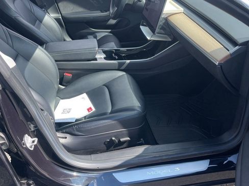 Used 2018 Tesla Model 3 Long Range image 12