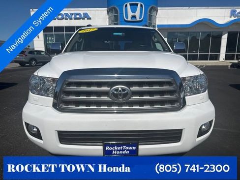 Used 2017 Toyota Sequoia Limited w/ Safety & Convenience Package AWD/4WD image 2