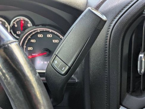 Used 2019 Chevrolet Silverado 1500 LT Trail Boss AWD/4WD image 12