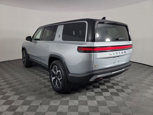Used 2024 Rivian R1S Adventure AWD/4WD image 3