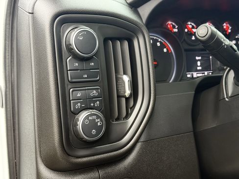 Certified 2025 Chevrolet Silverado 2500 W/T w/ WT Convenience Package image 11