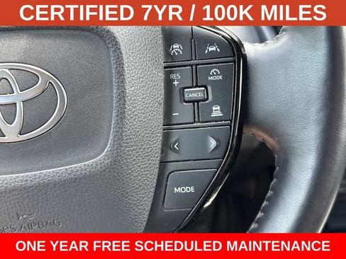 Used 2024 Toyota Prius XLE AWD/4WD image 24