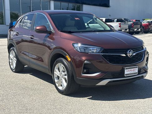 Used 2023 Buick Encore GX Preferred w/ Cold Weather Comfort Package AWD/4WD image 8