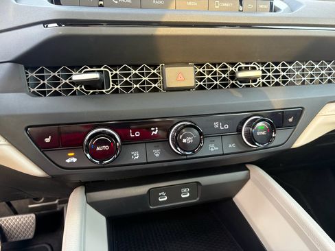 Used 2025 Honda Accord SE image 18