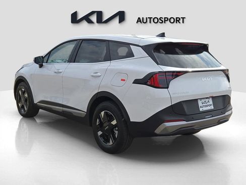 New 2026 Kia Sportage LX image 10