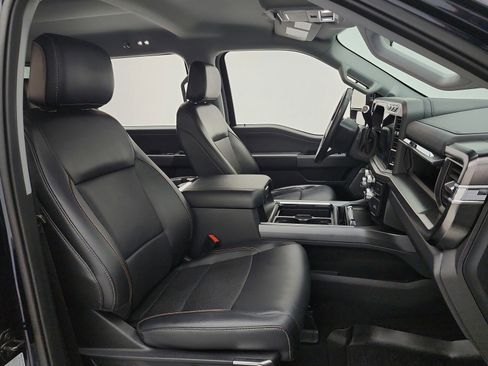 Used 2023 Ford F250 Lariat w/ Sport Appearance Package image 18