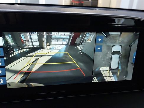 Used 2020 Hyundai Palisade Limited image 23