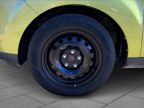 Used 2015 Kia Soul image 10