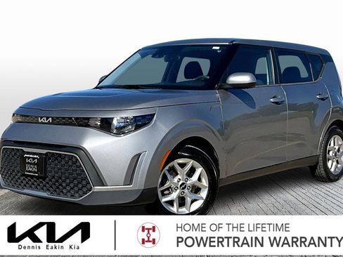 Certified 2023 Kia Soul LX w/ LX Technology Package image 1