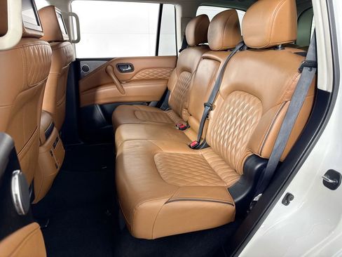 Used 2018 INFINITI QX80 4WD w/ Deluxe Technology Package image 31