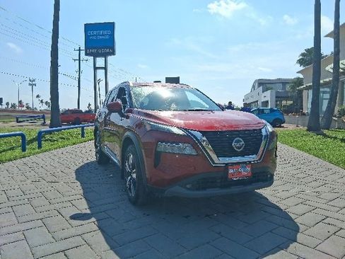 Used 2021 Nissan Rogue SL FWD image 1