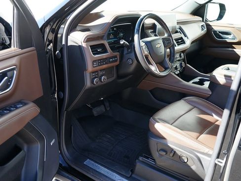 Used 2022 Chevrolet Tahoe High Country w/ Premium Package 2 image 13