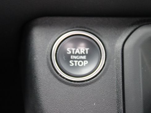 Used 2024 Land Rover Defender 110 S image 25