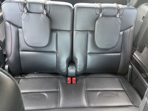 Used 2022 Ford Explorer ST-Line RWD image 24