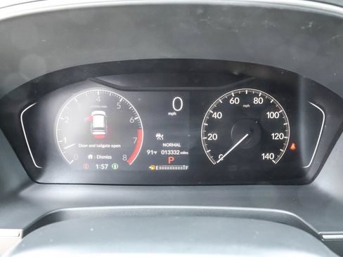 Used 2025 Honda Pilot Sport image 19