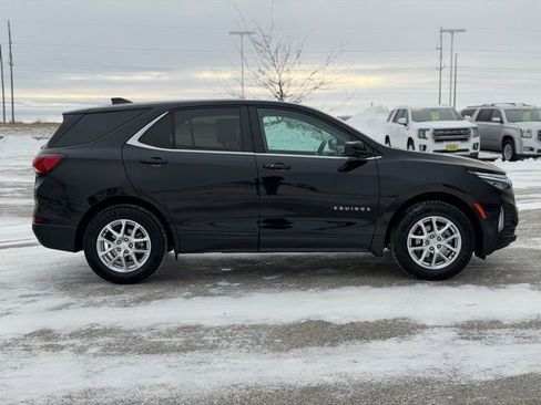 Used 2024 Chevrolet Equinox LT image 7