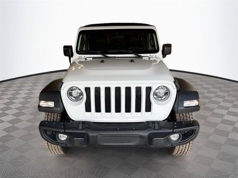 Used 2021 Jeep Wrangler Unlimited Freedom Edition image 2