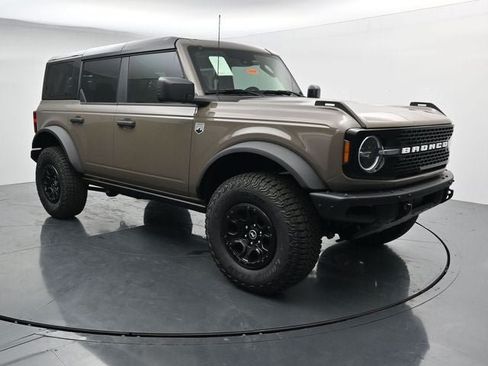 New 2026 Ford Bronco Big Bend w/ Black Diamond Package AWD/4WD image 3