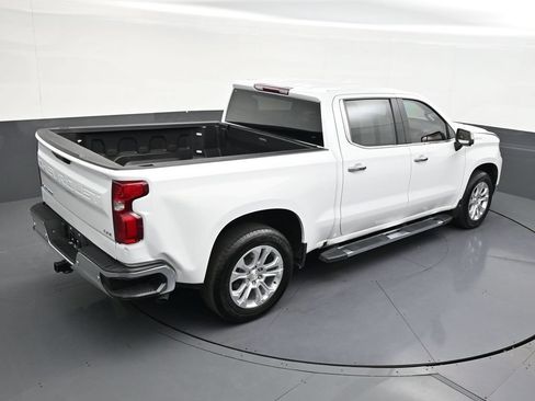 Used 2023 Chevrolet Silverado 1500 LTZ RWD image 13