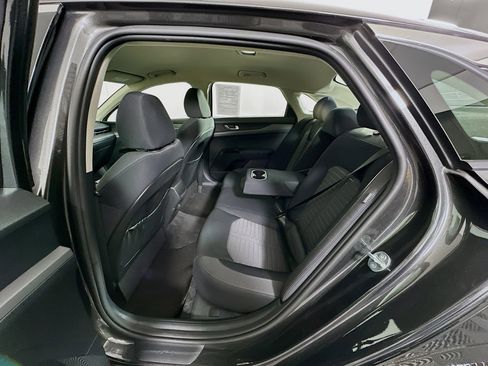 Used 2025 Kia K5 LXS image 27