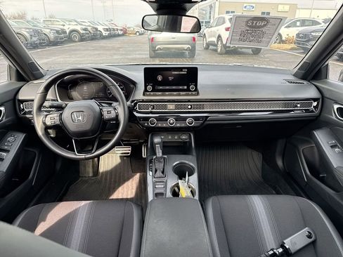 Used 2025 Honda Civic Sport image 10