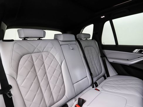 Certified 2026 BMW X5 xDrive40i AWD/4WD image 28