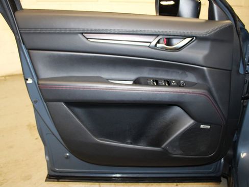 Used 2025 MAZDA CX-5 Carbon Edition image 28