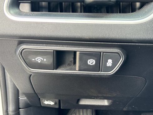 Used 2025 Kia K4 FWD image 28