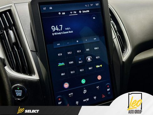 Used 2023 Ford Edge SEL AWD/4WD image 14