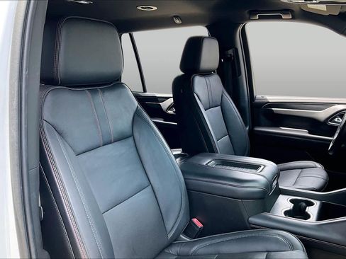 Used 2021 Chevrolet Tahoe RST w/ Luxury Package RWD image 9