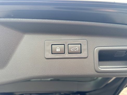 New 2026 Subaru Outback Premium image 28