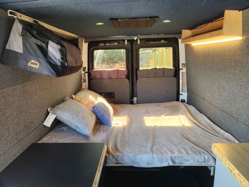 Used 2006 Dodge Sprinter 2500 w/ PWR Convenience Group RWD image 26