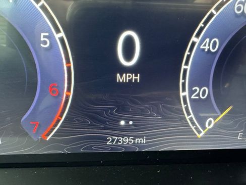 Used 2024 Jeep Wagoneer Series II AWD/4WD image 5