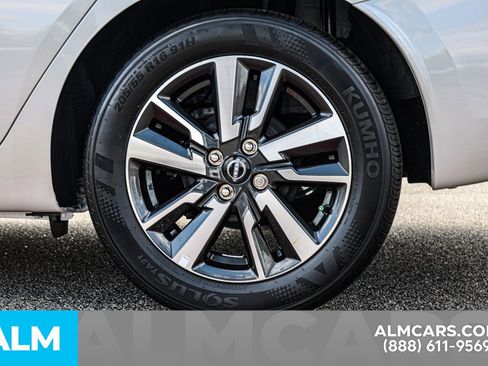 Used 2025 Nissan Versa SV w/ Trunk Package image 16