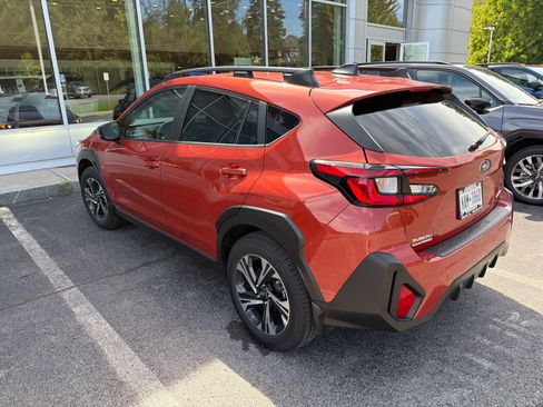 Used 2024 Subaru Crosstrek 2.0i Premium AWD/4WD image 7