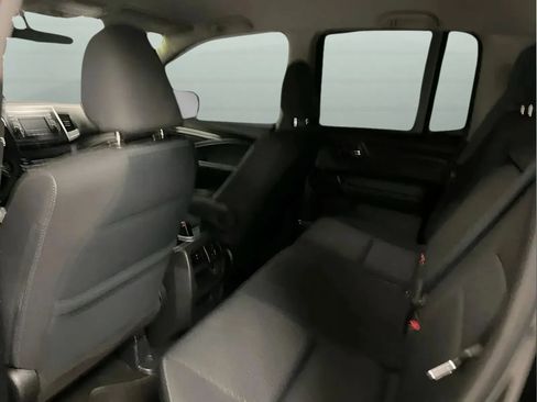Used 2019 Honda Ridgeline Sport image 12