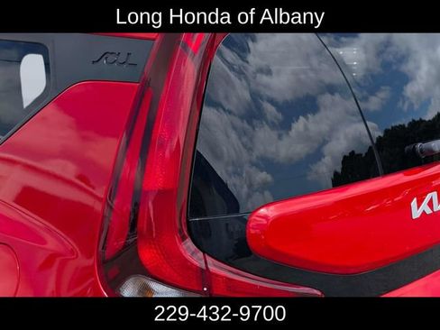 Used 2022 Kia Soul LX w/ Technology Package FWD image 9