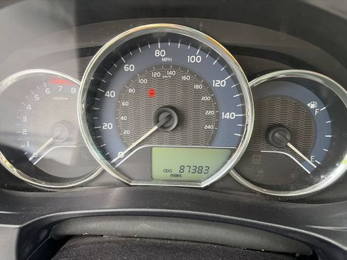 Used 2016 Toyota Corolla LE FWD image 17
