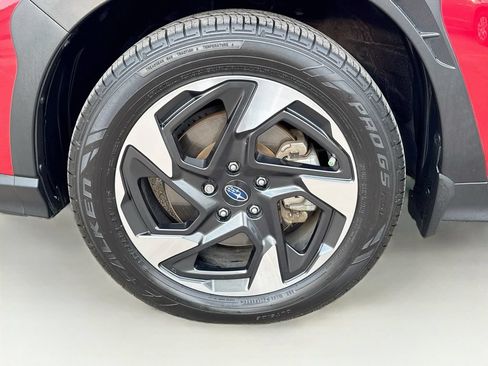 Used 2024 Subaru Crosstrek 2.5i Limited w/ Crosstrek Mirror Package AWD/4WD image 40