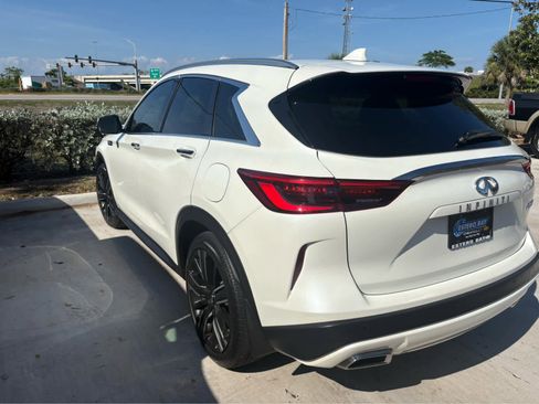 Used 2021 INFINITI QX50 Luxe w/ Appearance Package FWD image 12