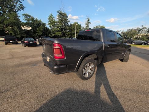 Used 2021 RAM 1500 Laramie w/ Sport Appearance Package AWD/4WD image 31