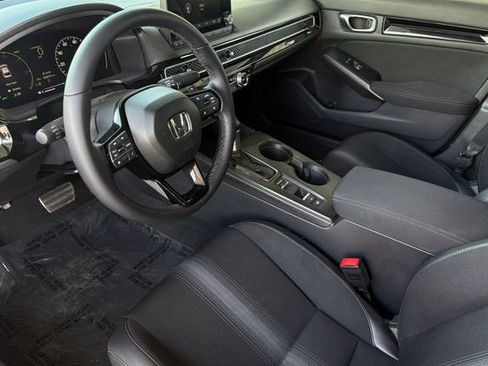 Certified 2025 Honda Civic Sport image 11